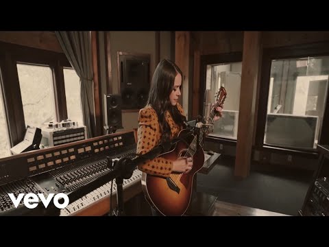 Taylor Rae - Not Mine