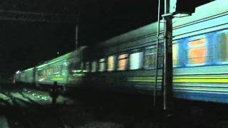 preview picture of video 'ЧС8-076 с поездом 2 Столичный Экспресс Киев - Москва'