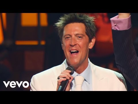 Gaither Vocal Band, Ernie Haase & Signature Sound - Holy Highway [Live]