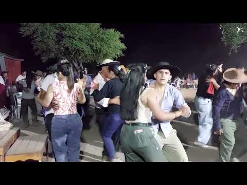 Cristian Flores cumple de Eli Juares pje el totoral 24/10/2025