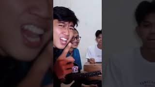 Download lagu Viral di Tiktok❗️ Nilailah aku - cover by Ruang Kost #coverlagu #shorts #ruangkost mp3