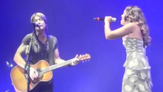 Keith Urban Jimmy Barnes Jessica Mauboy When The War Is Over