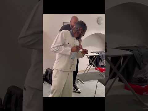 YouTube Thumbnail