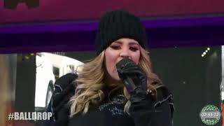 Lauren Alaina Road Less Traveled Live Times Square NYC New Year&#39;s Eve 2018