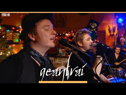 A Rainy Night in Soho - Shane MacGowan, Mundy & Sharon Shannon Band | Geantraí na Nollag TG4