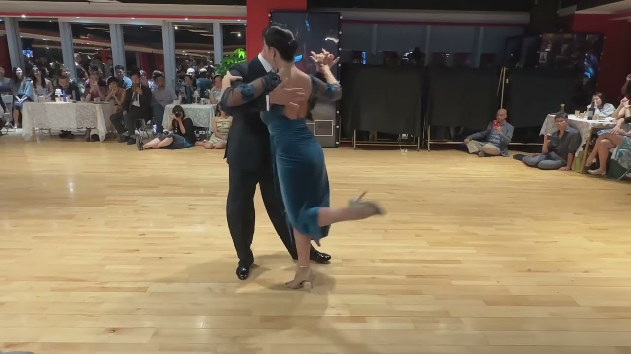 Video thumbnail for Los Mareados Osvaldo Pugliese From Hong Kong 🇭🇰😊❤️ Fausto Carpino y Stephanie Fesneau