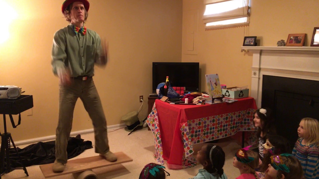 Promotional video thumbnail 1 for Magic Michael