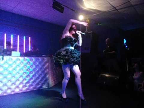 Paula Bencini & Dj Tommy Love - Boate Candy International (You are the  one)