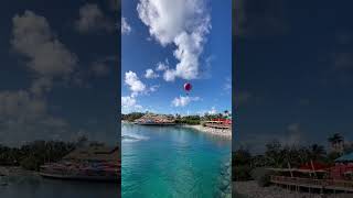 🚢 Perfect day in CocoCay #cococay #bahamas #hotairballoon #caribbean #island