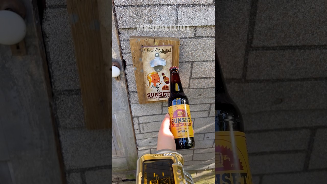 A SURPRISE INSIDE THIS SUNSET SARSAPARILLA SODA!