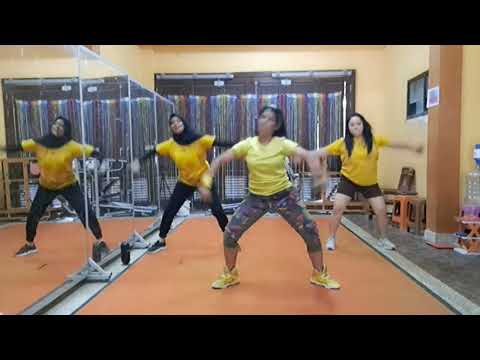 DJ Hard2Def ft Bay-C "Bubble and Wine" || Dancing