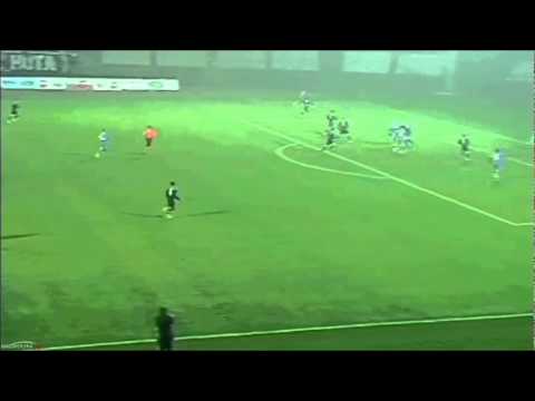 Nowy Hutnik 2010 - Iskra klecza 16.11.2011.wmv