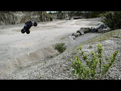 RC Fun Everyday - Axial Yeti XL vs Yeti RTR 1/10