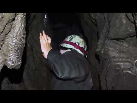 Exploración Cueva de los Lobitos de Rio