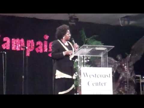 Appreciaton 7   Dr  Bea Lovely 4, 05 13 2011 018