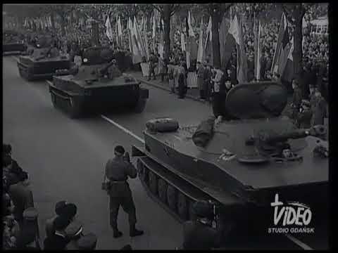 Zwiastuny filmu „...i wjechał czołg”