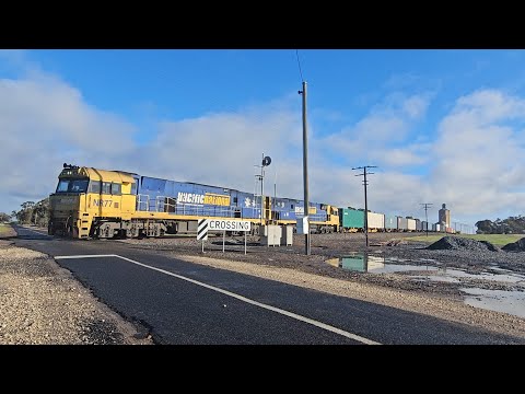 3PM6 PN up "Linfox Express #1" (NRs 77 & 72), Perth to Melbourne, 1525, 11/7/25, Miram VIC