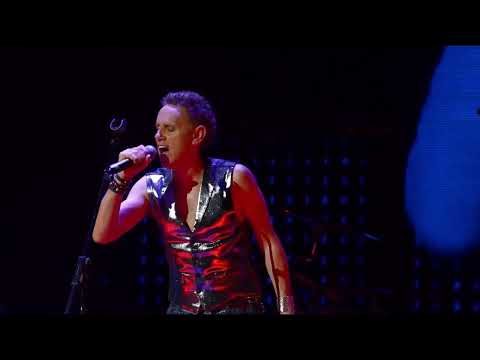 Videoclip de But Not Tonight (Live) — Depeche Mode