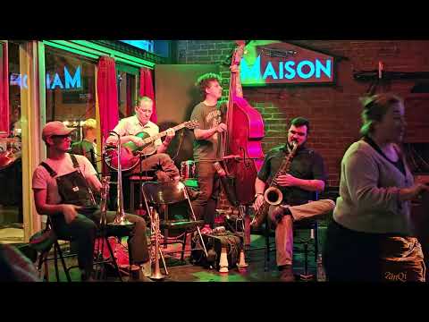 Shotgun Jazz Band at Maison’s (5-3)