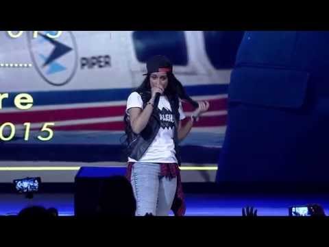 IISuperwomanII @ YouTube FanFest with Pepsi