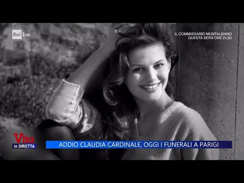 A Parigi i funerali di Claudia Cardinale, le immagini dell'ultimo saluto - Vita in diretta 30/09/202