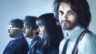 Dancing in the Devil&#39;s Shoes - Guillemots