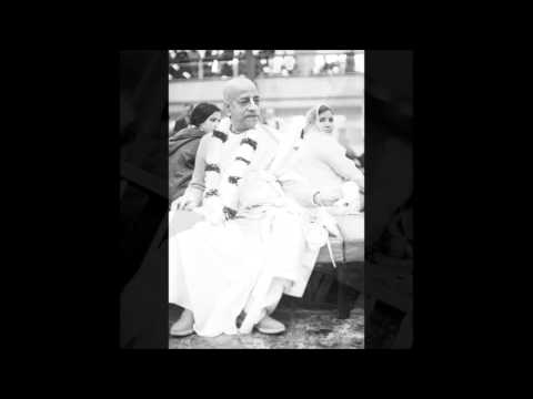 Gitavali - 01.01 - Arunodaya-Kirtan - (udilo aruna puraba-bhage, dwija-mani gora amani jage)