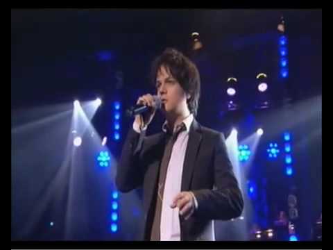 Jamie Cullum feat. Burt Bacharach - Make It Easy On Yourself by JamieCullumMusic