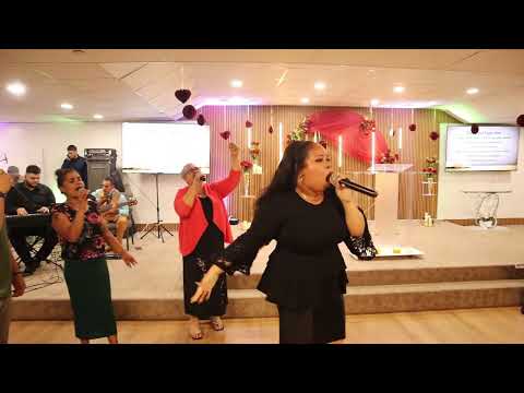 Coro Jehová Shalom - Santo Es El Que Vive