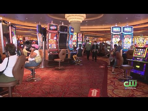 image-Does Parx casino have a hotel?
