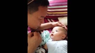 Malaikat juga tahu sing daddy n son