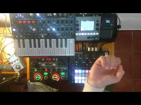 DAWless DOWNbeat Jam | Novation Circuit Tracks Blackbox RC202 Arturia Microfreak Kaosspad2s |