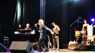 Cyndi Lauper (MEMPHIS BLUES TOUR2011 - Goiânia25/02) Mother Earth