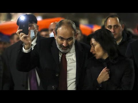 مسيرات مؤيدة وأخرى معارضة لرئيس الوزراء الأرميني في ظل تعمق الأزمة السياسية…