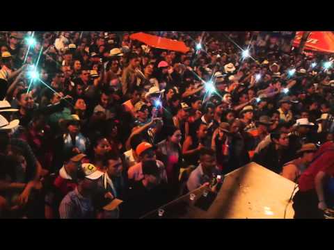 TU PASAJE AL OLVIDO (En Vivo) LUISITO MUÑOZ & FERNANDO BURBANO