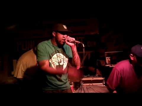 Naptown cypher at the Melody Inn