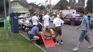 preview picture of video 'Elektromobil Elvíra na 6. mezinárodním srazu elektromobilů 7. 7. 2012 Sedlec-Prčice'