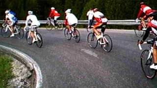 preview picture of video 'Maratona dles Dolomites 2009 #04 Corvara and ascent passo Campolongo'