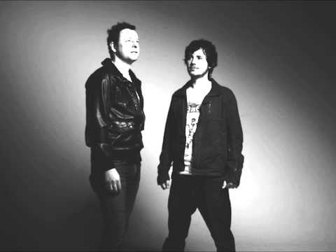 Birdy - Skinny Love (Denzal Park Remix) vs Save The World (LinusB Mashup)