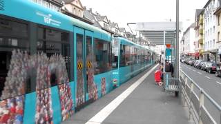 preview picture of video 'U-Bahn Frankfurt - U4-Zug verlässt Dornbusch'