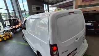 Citroen Berlingo 1.6 HDI 4X4 / FACELIFT / LOW KM / SERVICED! 乗用車派生バン販売用 - 画像 4 | Autoline JP Citroen Berlingo 1.6 HDI 4X4 / FACELIFT / LOW KM / SERVICED! 乗用車派生バン | 画像 4 - Autoline