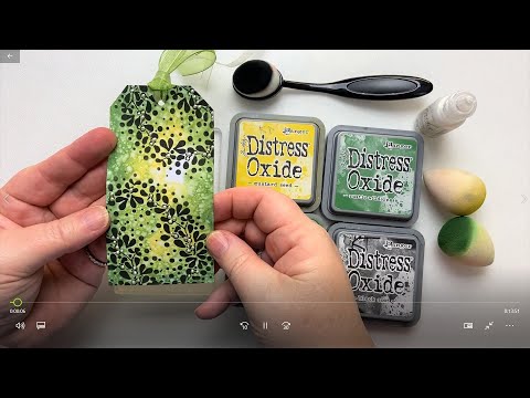 Day 2 – Pretty wreath with #Sweet Poppy Stencils