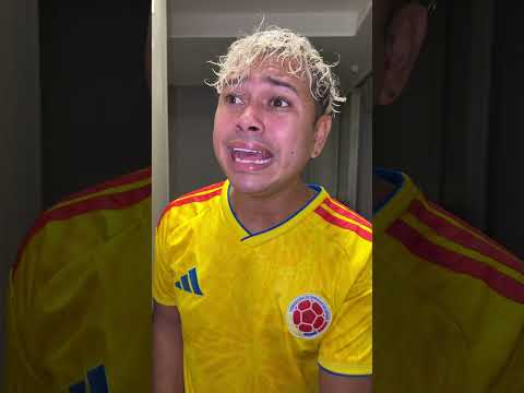 Se escaparon para verse el partido de Colombia