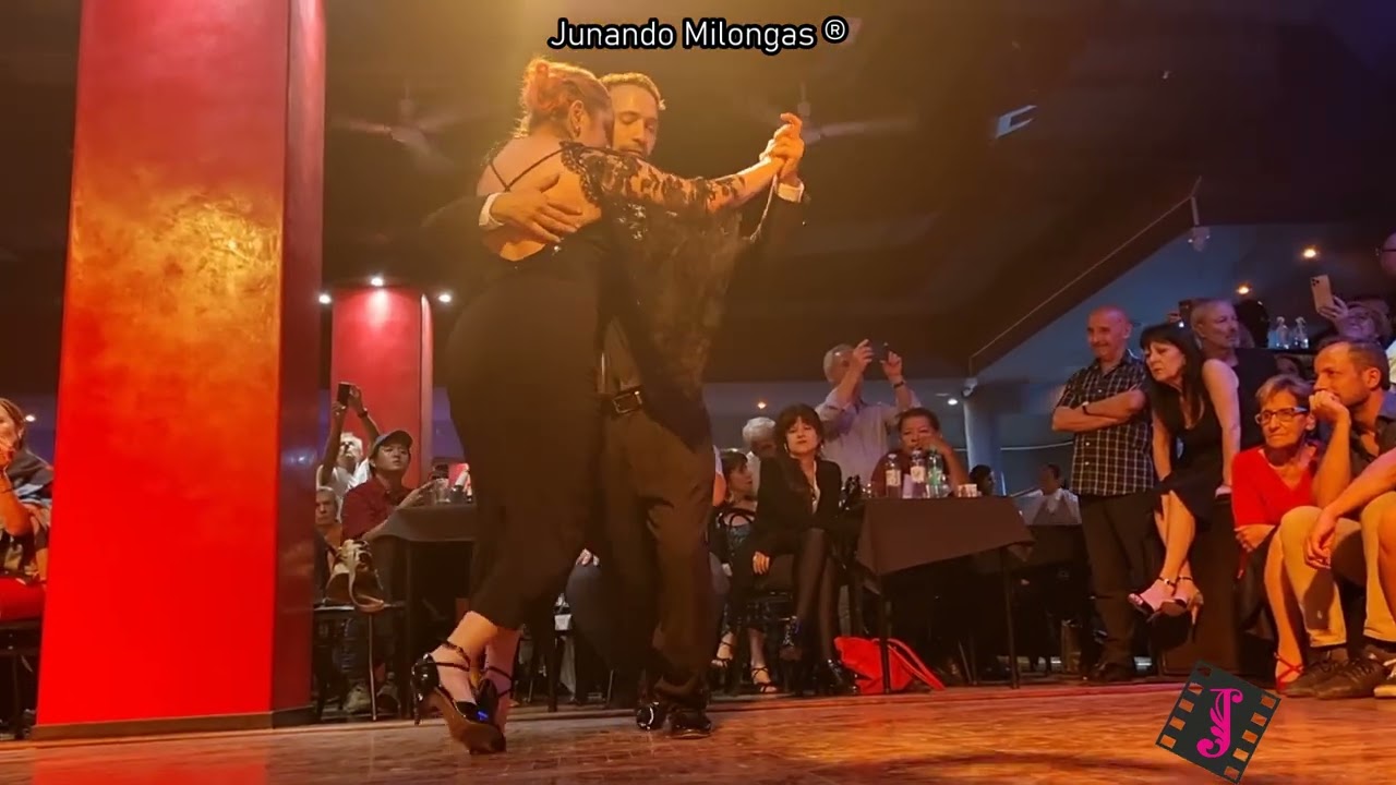 CAROLINA COUTO & MARTIN CHILI