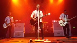 Boyce Avenue - Sky Full of Stars (cover) - live in Chicago