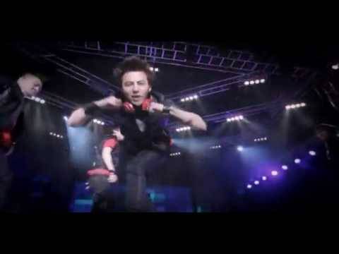 BIGBANG & Kim Yuna - The Shouts of Reds MV