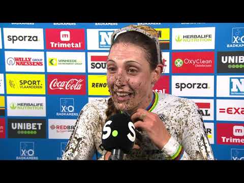 Lucinda Brand na haar overwinning op de CAPS Urban Cross Kortrijk: "het was met vallen en opstaan"