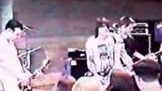 The Riverdales - Live At University - 11. Blitzkreig Bop