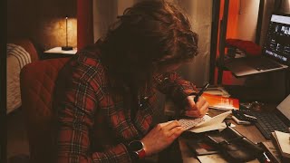 To Read What I've Written, I Clean My Desk.