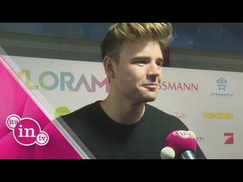 Moritz Garth (un)gestylt auf dem Red Carpet!
